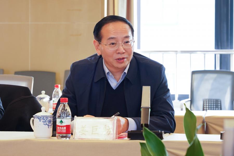 1670912259579064PU4C.jpg 姜巨舫1.jpg